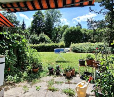 "Charmante 3-5 Zimmerwohnung mit Vorgarten an zentraler Lage" - Photo 4