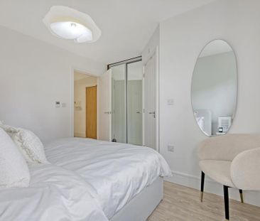 2 bedroom flat to rent - Photo 6