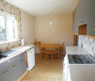 2 bedroom bungalow to rent - Photo 1