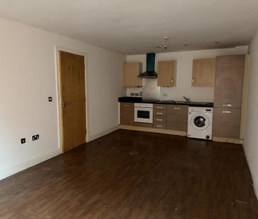 2 bedroom flat to rent - Photo 1