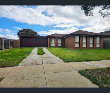 2 Feathertop Drive, Wyndham Vale, Vic 3024 - Photo 4