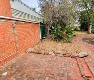 123A Leader Street, Forestville - Photo 5