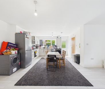 3 BED Semi-detached house To rent - Photo 4