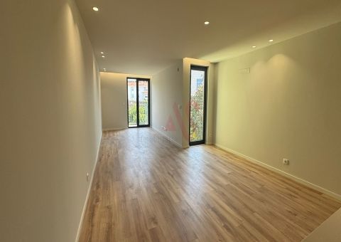 Apartamento T2+1