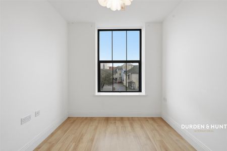 Whitewell Road, Colchester - Photo 3