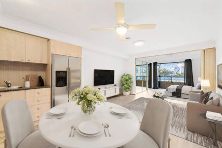 Spacious Studio in the Heart of Taylor Square - Rooftop Access & Parking - Photo 2