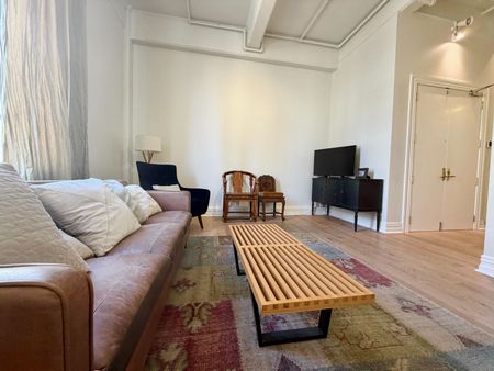 1 Bedroom on Queen St - Photo 3