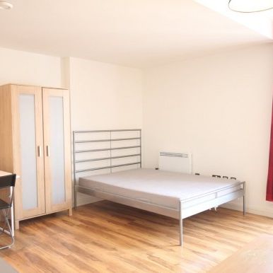 1 Bed - Latitude, Bromsgrove Street, Birmingham - Photo 1