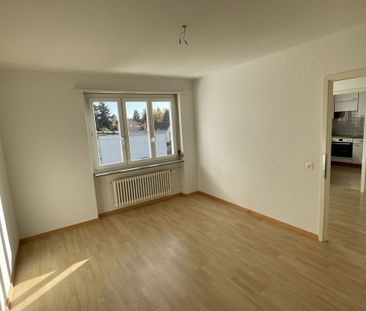 "Helle 4.5 Zimmerwohnung" - Photo 1