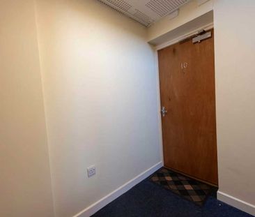 2 Bed Flat, Cavalier Court, CV3 - Photo 2