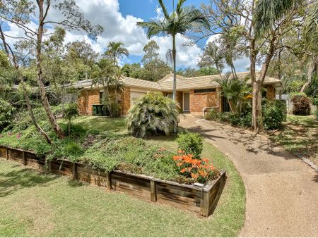 6 Errogie Place, Fig Tree Pocket QLD 4069 - House For Rent | Domain - Photo 2