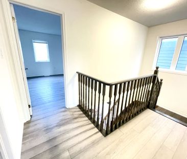 For Lease - 128 Village Gate Drive, Wasaga Beach, Ontario - Photo 4