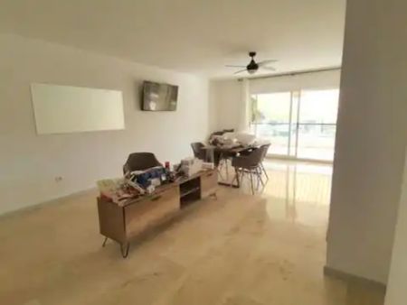 Piso de alquiler en Nueva Atalaya - Photo 2