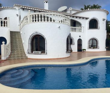 ANNUAL RENT. Beachfront villa for rent in Cumbre del Sol - Photo 3