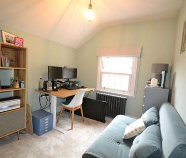 3 bedroom terraced house to rent - Photo 5