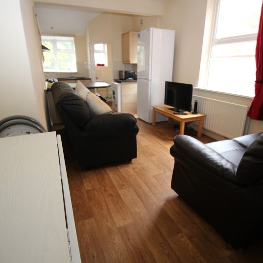 68 Mount Street - Photo 1