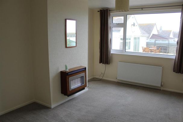2 bedroom detached bungalow to rent - Photo 1