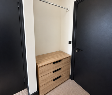 1 bedroom in a house share to rent - Photo 6