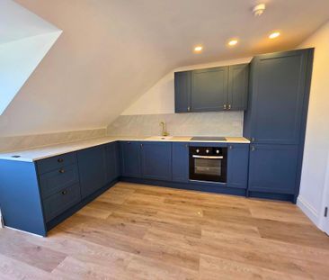 3 bedroom apartment to rent - Photo 2