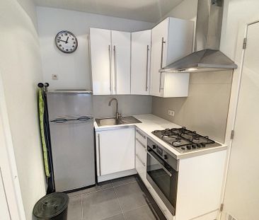À louer à Ixelles : appartement de type studio rez-de chaussée avec... - Foto 5