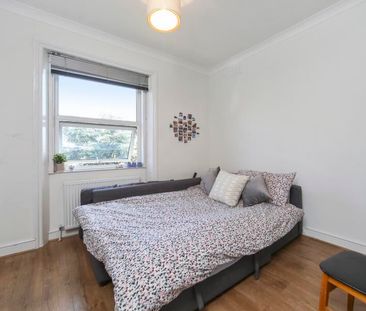Studio Apartment To Let - Photo 5