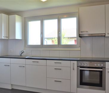 "helle moderne 4.5-Zimmer-Wohnung mit sonnigem Balkon an ruhiger Lage" - Photo 6