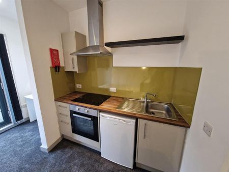 Studio to rent - Photo 5