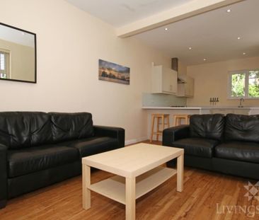 5 bedroom terraced house to rent - Photo 4