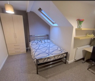 7 bedroom house share to rent - Photo 2