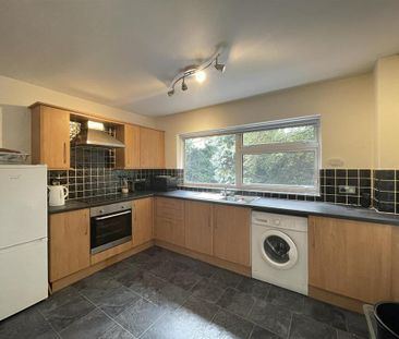 2 bedroom maisonette to rent - Photo 6