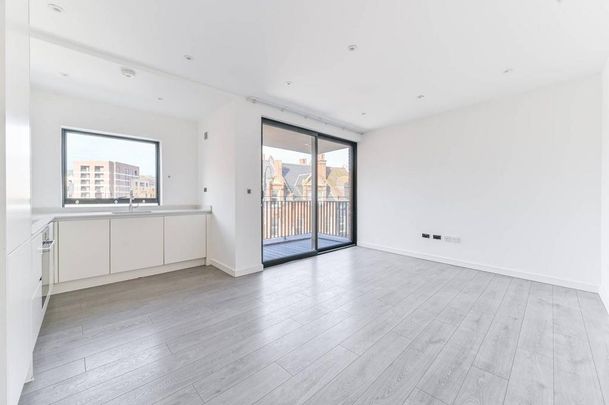 2 bedroom flat to rent - Photo 1