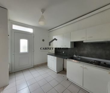 Appartement à louer, 1 pièce - Pau 64000 - Photo 2