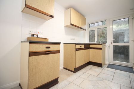 Landlords Letting Company - Photo 5