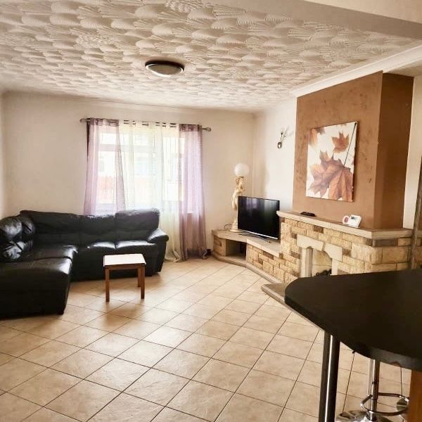 4 Bed Semi-Detached House, Minehead Road, BS4 - Photo 1