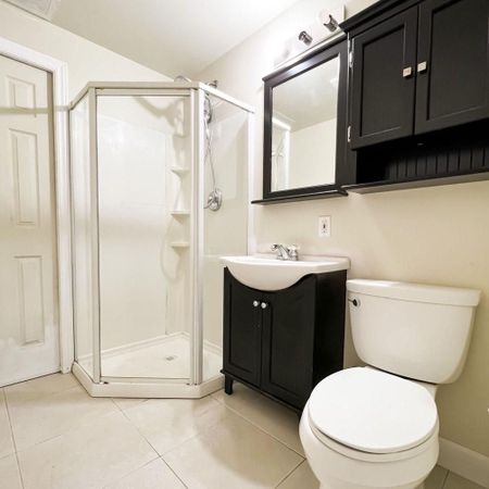 For Lease - 313 Bronte Road Unit# Basement, Oakville, Ontario - Photo 3