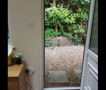 Studio Flat, Park Avenue, NW2 - Photo 5