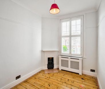 3 bedroom terraced house to rent - Photo 5