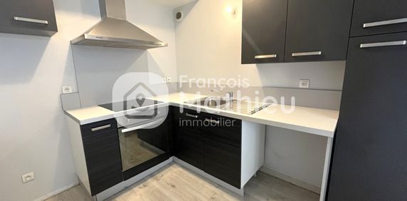 Châtillon-sur-Chalaronne – Appartement 2 pièces - Photo 2