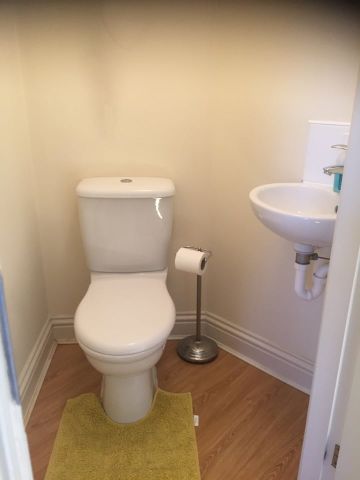 2 Bed Terraced House, Rowley Drive, NG5 - Photo 4