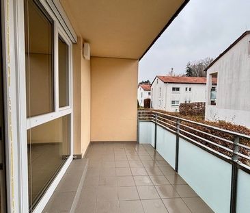 Helle 3-Zimmer-Wohnung mit Balkon und Tiefgaragenparkplatz - Foto 5