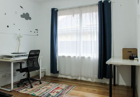 SPACIOUS HOME IN QUIET AREA - Photo 5