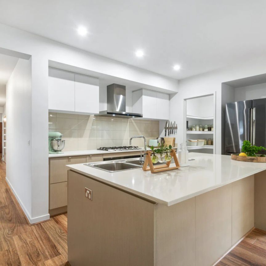 Contemporary Comfort with Versatile Living Spaces - Photo 1