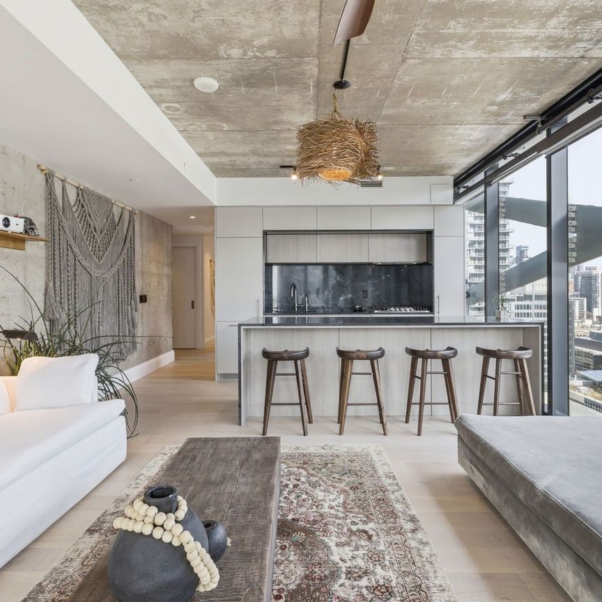 For Lease - 224 King Street Unit# 1904, Toronto, Ontario - Photo 1
