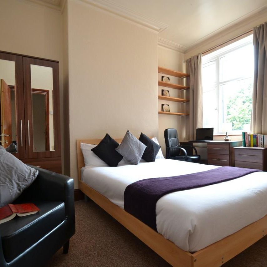 Stretton Road (7 bed) - Photo 1