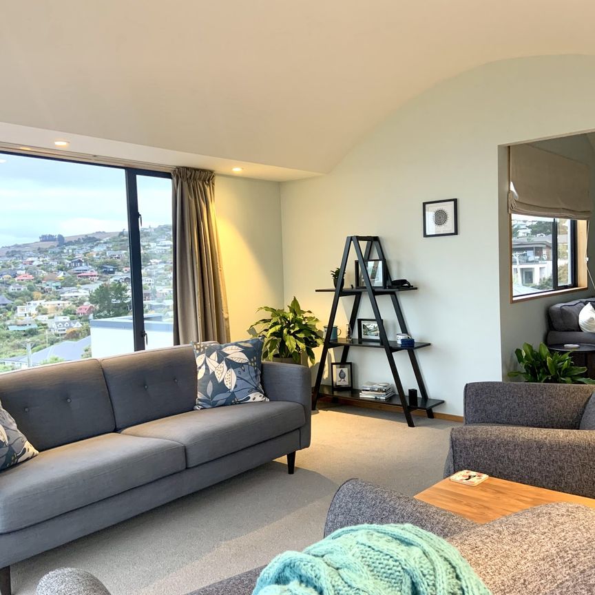 Mount Pleasant, 3 bedrooms - Photo 1