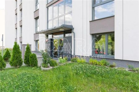 Pronájem moderního bytu 1+kk s předzahrádkou, Praha 15 Hostivař - Photo 3