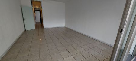 Location Appartement 3 pièces 73m² ST PIERRE 97410 - Photo 2