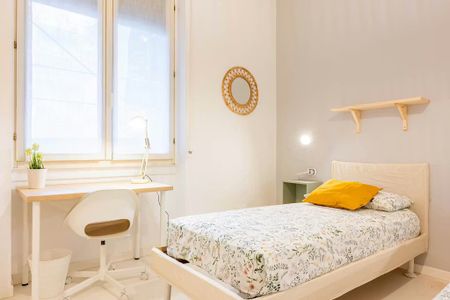 Via Assietta, Milan, Lombardy 20161 - Photo 5