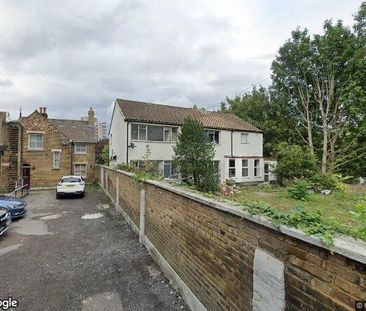 Studio Flat, Borgard Road, SE18 - Photo 1