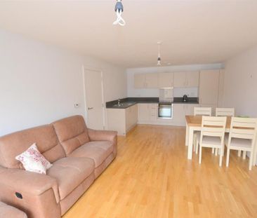 2 bedroom apartment to rent - Photo 2